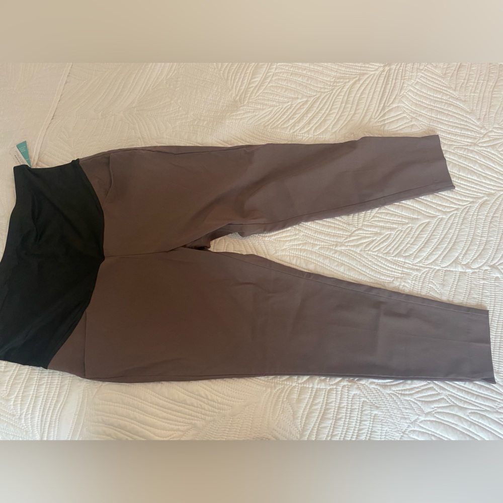 Bundle of 2 maternity dress pants XL Maurices